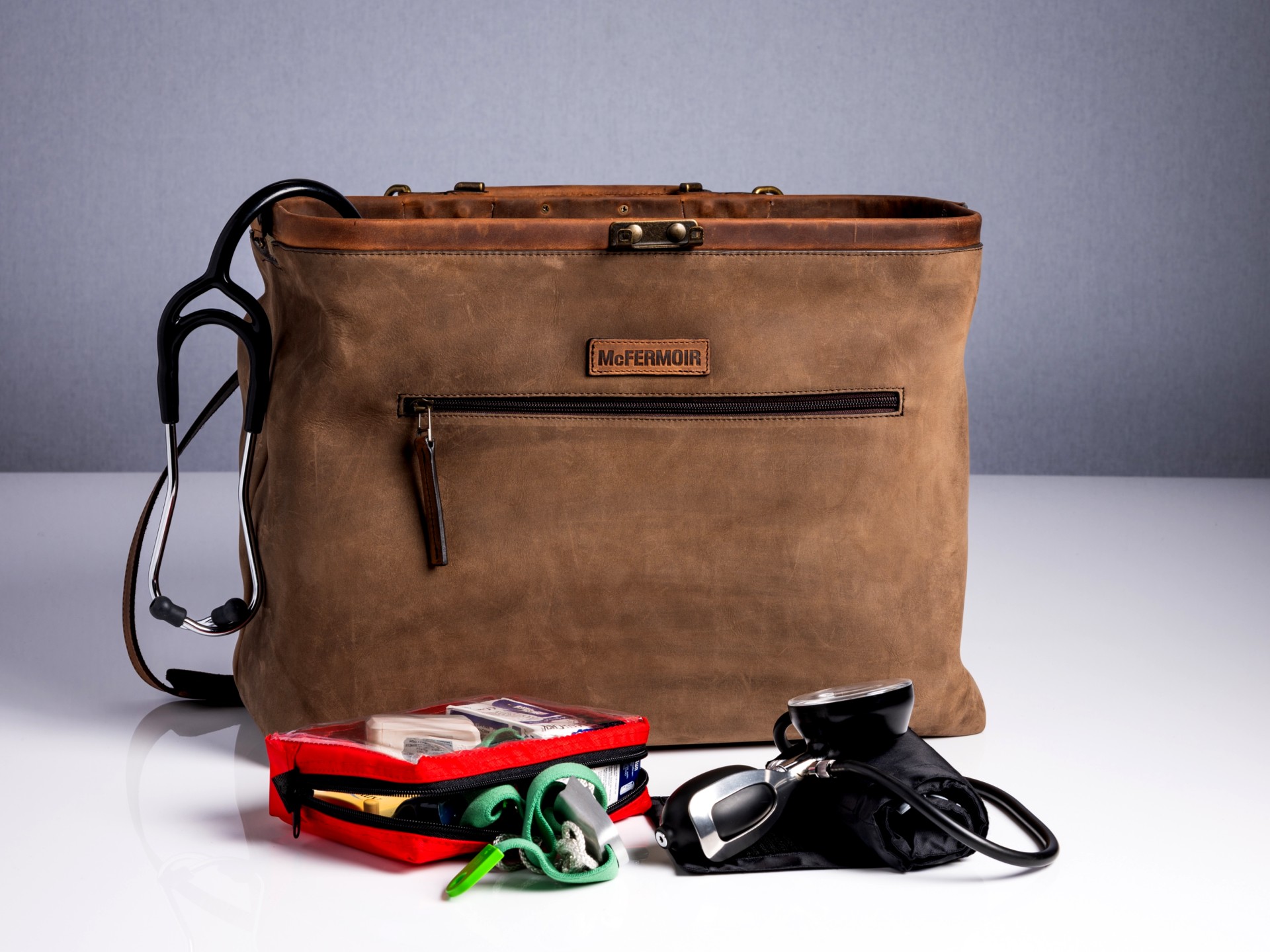 McFermoir Doctor's Bag A4 Wout 763016 Brown with Ranger - Image 7