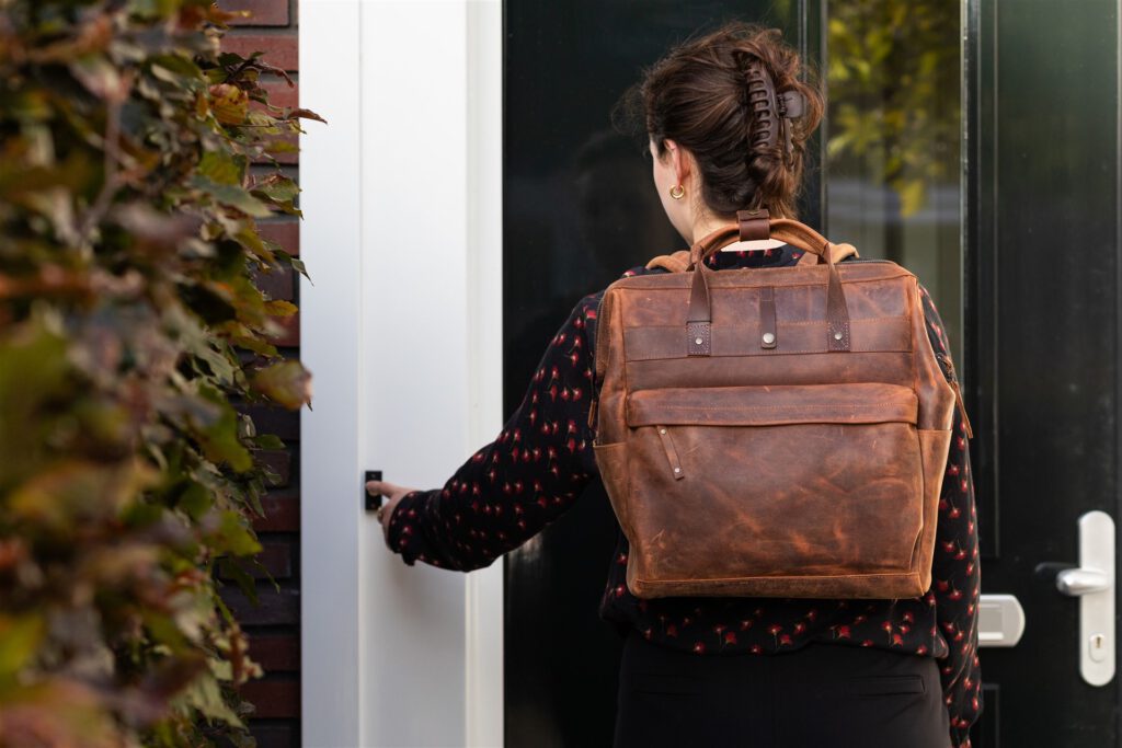 20231001 Dokterstassen Maura Rugtas LZF8021